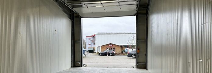 Blick aus der Halle