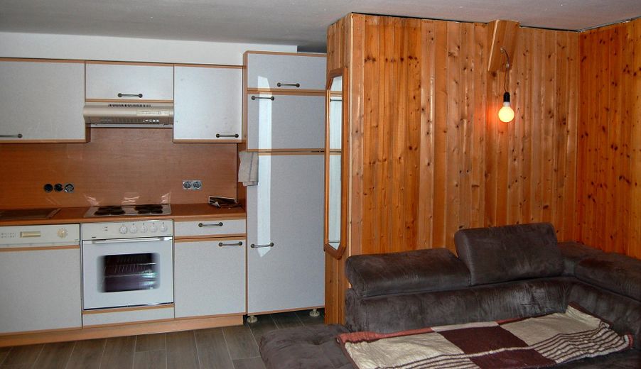 Barrierefreier Bungalow · ca. 190 m² nutzbare Fläche · ruhige Wohnlage · vielseitiges Wohnkonzept – Wohnküche UG