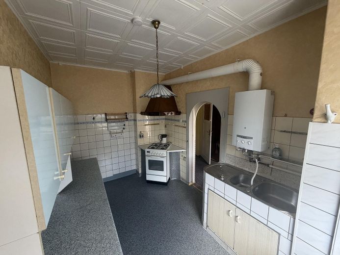 Reihenendhaus, unterkellert mit Nebengelass und Garten – EG Küche