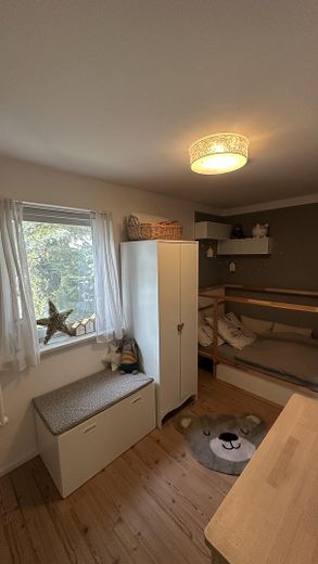 Kinderzimmer -unten-