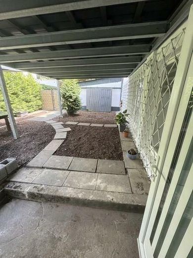 ZFH - mit 2 modernen Wohnungen - WG oder Mehrgenerationenhaus oder Leben und Arbeiten an einem Ort! – 2c Eingang Terrasse