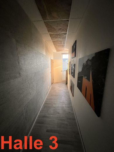 Halle 3 Flur OG