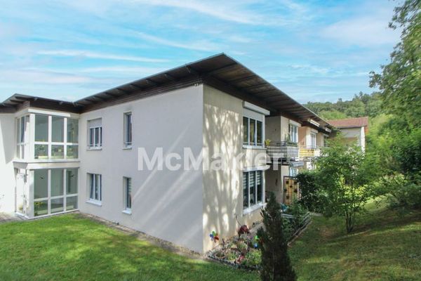 Assisted living: Well-maintained 2-room apartment with balcony and green view in Stuttgart-Weilimdorf