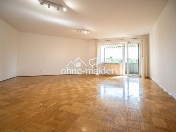Lichtdurchfluteter Wohnkomfort in Uni-Bestlage – 90 m² mit 3 Balkonen & TG-Stellplatz – Foto 1