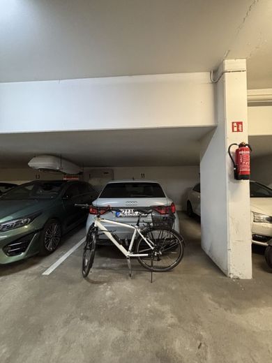Kapitalanlage oder Eigenheim: Attraktive 2-Zi.-Wohnung mit Balkon &amp; TG-Stellplatz in Mainz- Finthen – Stellplatz