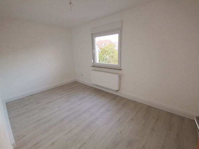 3-Zimmer-Wohnung in Egenhausen in guter Lage zu vermieten – Zimmer 3