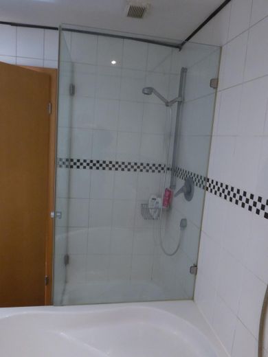 + Dusche