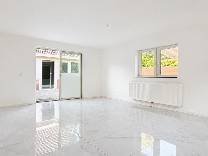 Modernisiertes Einfamilienhaus mit großzügigem Anbau und Südgarten – Anbau