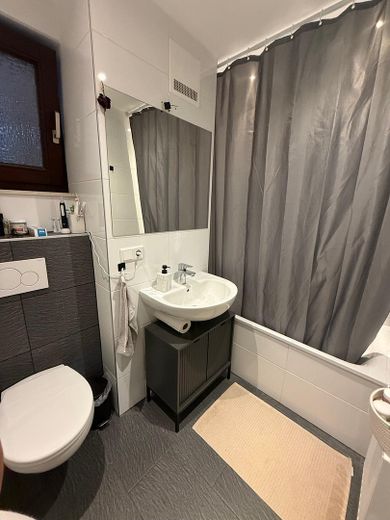Badezimmer 2