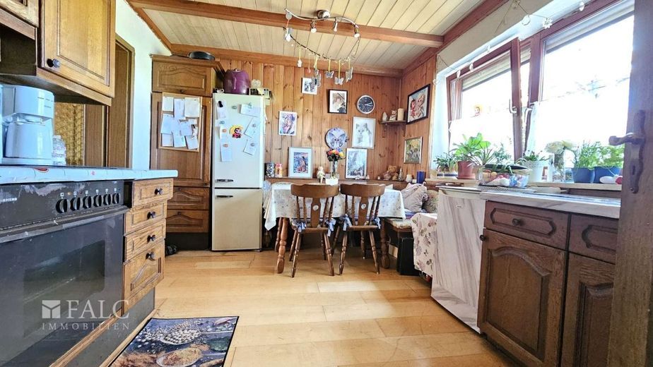 Charmantes Einfamilienhaus mit großzügigem Grundstück – Küche