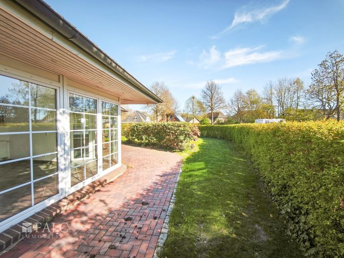 Exklusiv. Außergewöhnlich wohnen. Ein Haus für mehrere Generationen. – AB-Garten