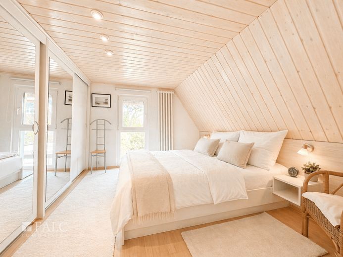 ***Erste Reihe, Reetdach, Ostsee - exklusives Ferienhaus in Ahrenshoop*** – Schlafen Schrank OG