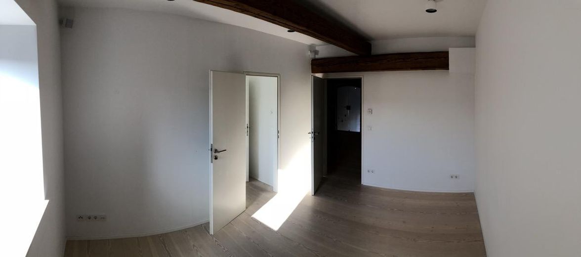 Designer Loft incl. Balcony & Terrace in a Listed Complex, Private Sale – Kinder- Gästezimmer