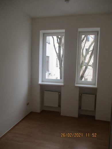 Wunderschöne große 5 Zimmer Altbauwohnung in zentraler Lage – Hofzimmer SFL 