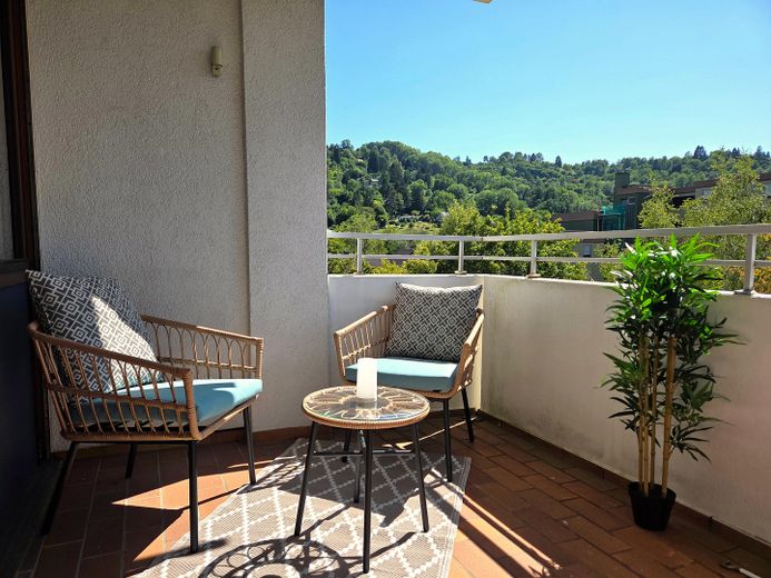 4 Zimmer Wohnung hochwertig renoviert in Top Lage – Balkon mit Markise