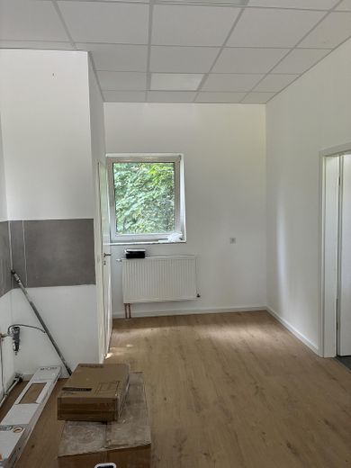 Modernized commercial hall with office in Remscheid – Foto 5