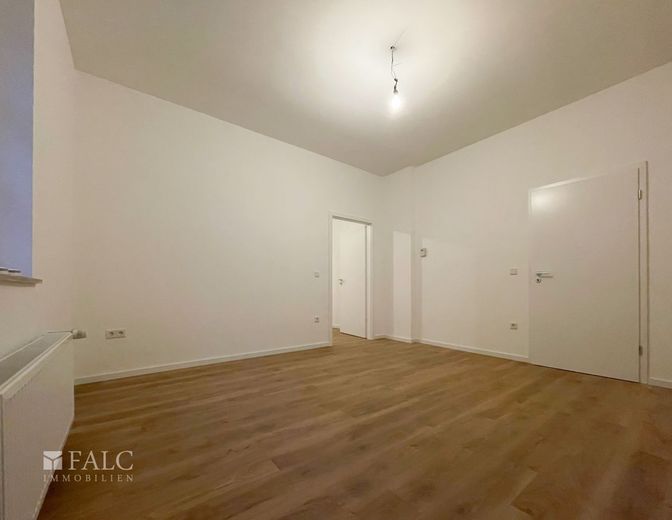 Tolles 2-Zimmer Appartement im Erdgeschoss! – Wohnzimmer