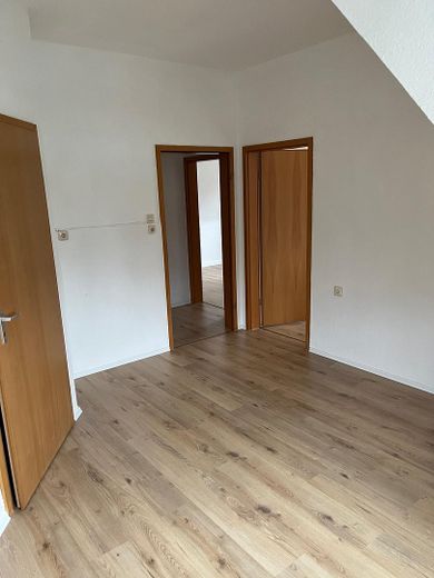 Gepflegte 2-Zimmer-Dachgeschosswohnung in Oberhausen – ab 01.11.2026 zu vermieten – Küche/Essbereich