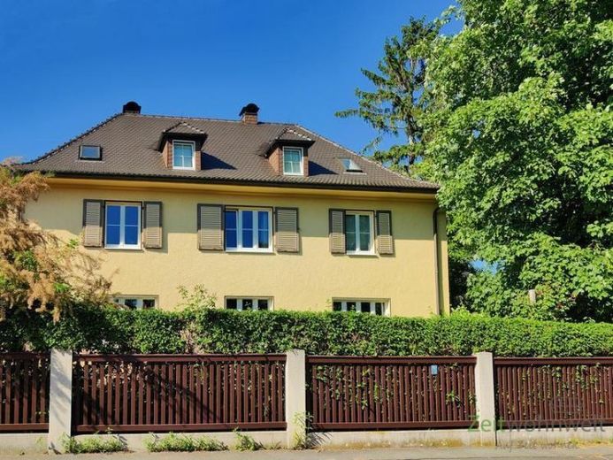 (EF1006_M) Dresden: Radebeul, neu möblierte 2-Zimmer-Wohnung in schöner Villa, Sitzecke, separater Hauseingang, WLAN – फोटो 1