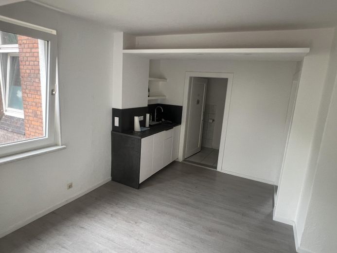 Seelze Zentrum, 2 bina, 4 bağımsız bölüm, birçok olanak – Gewerbe