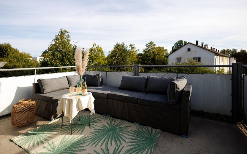 Bezugsfertige 2-Zimmerwohnung inkl. Tiefgaragen Stellplatz – Balkon