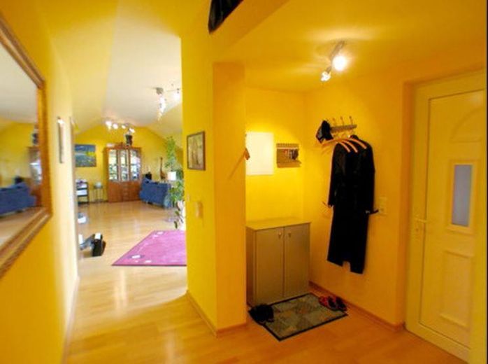 Home with plenty of space in Mannheim Neckarau – Flur