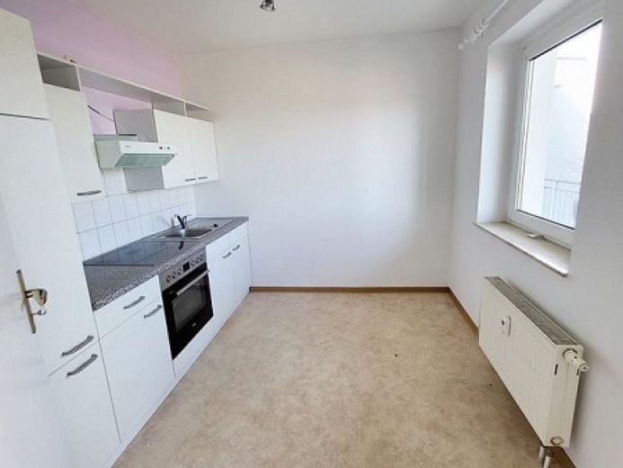 vermietete 3-Raum-Eigentumswohnung im Dachgeschoß mit Lift – फोटो 1