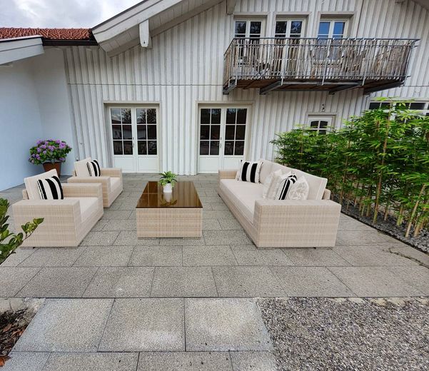 Exklusive barrierefreie Süd Terrassenwohnung in Siegsdorf Heutau - Chiemgauer Alpen – Beispielbild Terrasse