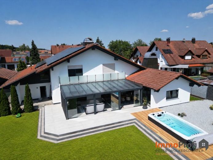 Luxurious architect-designed villa with an exclusive wellness area, swim spa and stylish living ambience – Photo 1