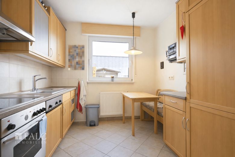 Charmantes Reihenmittelhaus in attraktiver Lage in Köln-Meschenich! – Küche