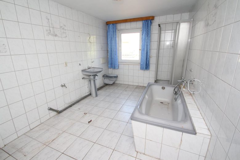 Waltershausen, 2 Familienhaus mit Anbau – Foto 16