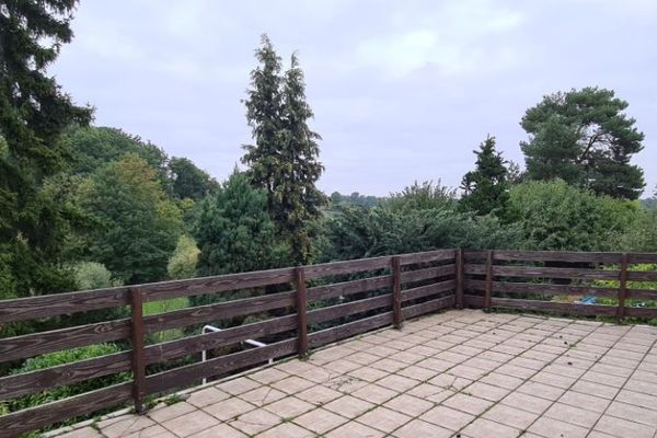 ab sofort beziehbares Einfamilienhaus in ruhiger Dorflage nahe Hermsdorf/Stadtroda, Preis VB