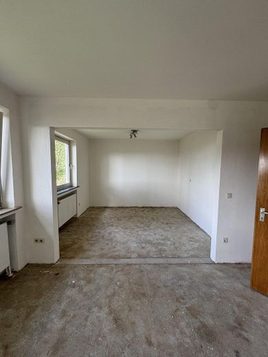 Wohnzimmer mit Essbereich