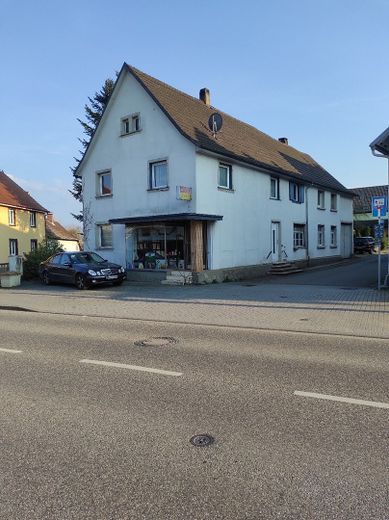 Von Privat an Privat : Teilsaniertes Wohn- und Gewerbehaus – Foto 1