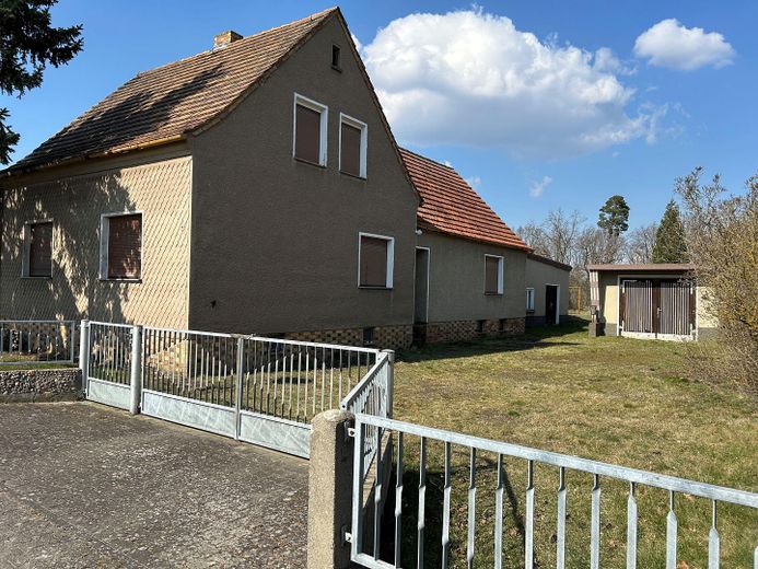 Haus Seitenansicht re.