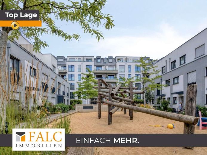 105 m² di appartamento da sogno in posizione privilegiata a Unterbilk, 3 locali – Cortile interno moderno, ascensore e garage sotterraneo – Foto 1