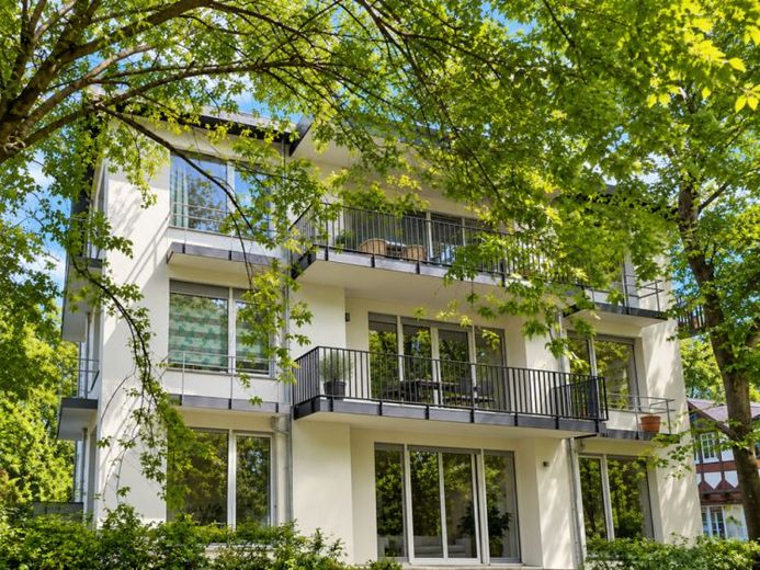 DIRECT BESCHIKBAAR: appartement in Leipzig – levensgevoel tussen luxe, vrijheid en onbebouwd groen. – Foto 1