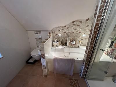 WONEN MET CHARME – 1784466662_71bd611.jpg
