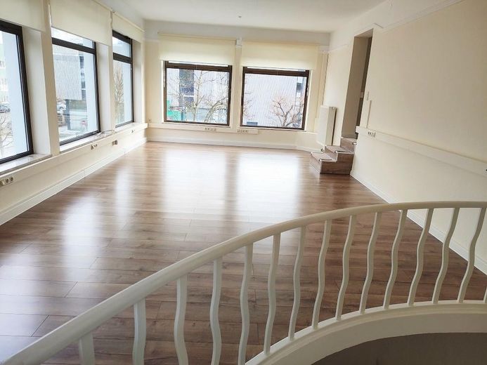 Wohnung / Büro 1. OG Raum 1