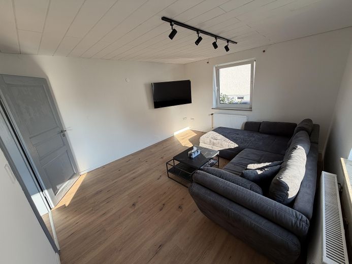 Appartamento ristrutturato e arredato di 3 locali a Ingolstadt-Hagau - 75 m2 – Foto 23