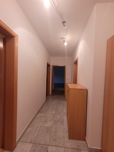 helle 3 Raumwohnung mit großem Balkon u. Tiefgarage – Foto 21