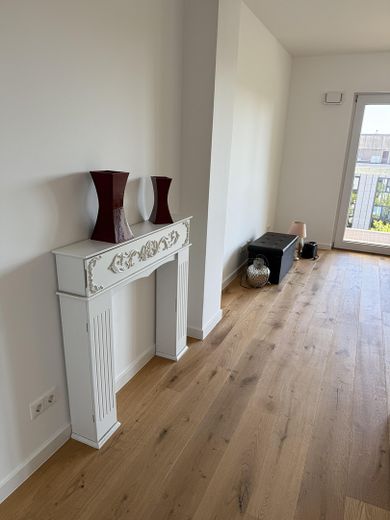 Nieuw 1A-locatie!! 2-kamerappartement met keuken, volledig gemeubileerd - direct S-Bahn – Foto 2