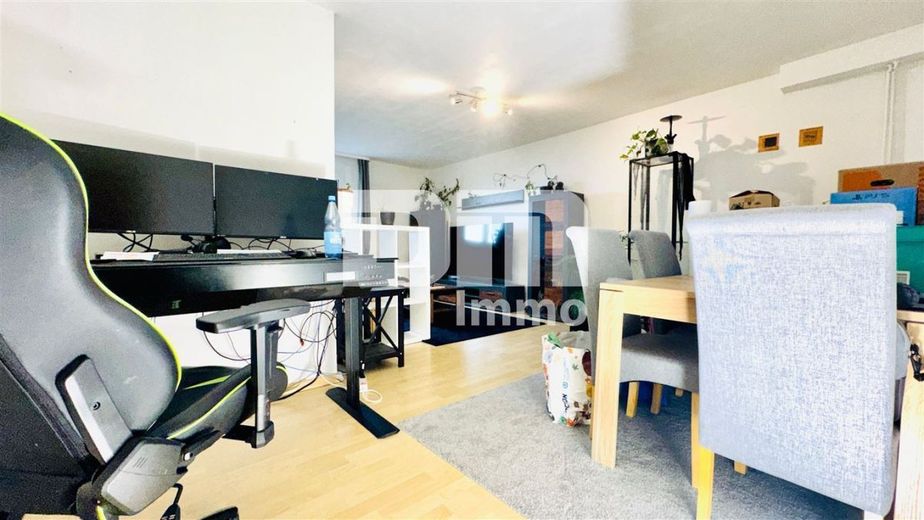 Modernisiertes Ein-/ Zweifamilienhaus inkl. PV-Anlage + 
Garage auf Traumgrundstück – KG WE4 Wohn / Esszimmer