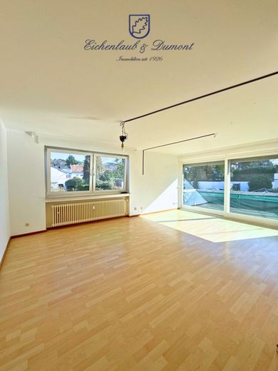Großzügige 4 ZKB Wohnung mit Balkon &amp; Stellplatz in Dudweiler-Süd – Wohnzimmer OG