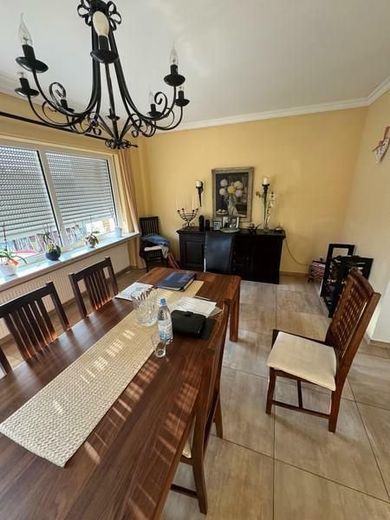 Schöner Wohnen war gestern - heute ist schöner leben - mit Pool, Sauna, ELW mögl! Ein Traumhaus! – 27 Eßzimmer