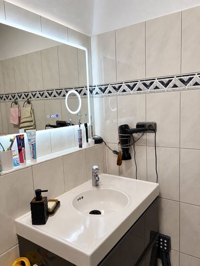 Remagen’in seçkin bir konumunda balkonlu ve çatı teraslı aydınlık maisonette daire – Bad