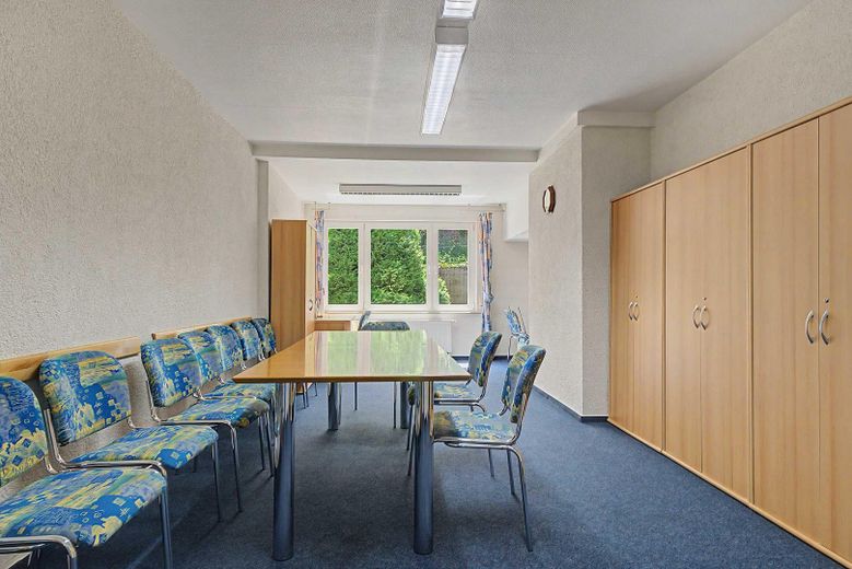 Три рівні, два зали, ваша ідея! 435m² над дахами Пфорцгайма – Besprechungsraum