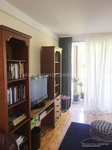 Ronnenberg, Zeitlos möblierte Wohnung am Stadtrand von Hannover in Empelde mit 2 Schlafzimmern – 85f11a3124f2159eccefaaf352862cdfe32e3239.jpg