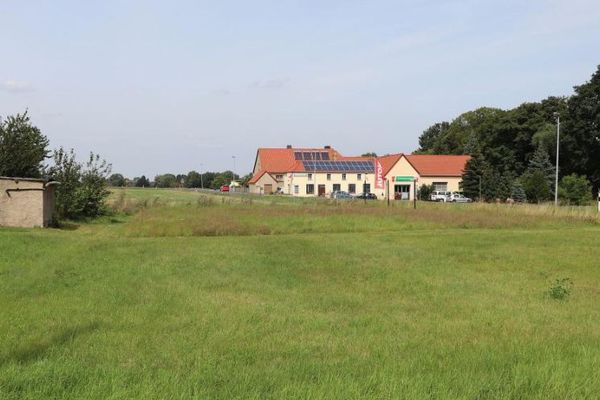 Przestronna działka pod budowę domu w peryferyjnej części Wellerswalde – możliwość natychmiastowej zabudowy