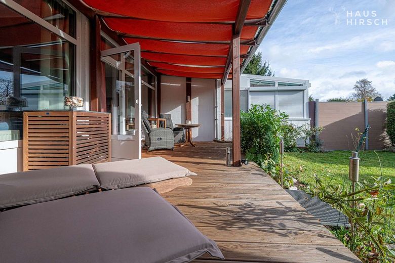 Wohnliches Ferienhaus in Cismar sucht neue Eigentümer! – Terrasse Blick 3
